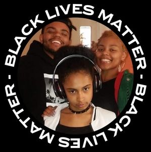 Meet your Posher, Monique